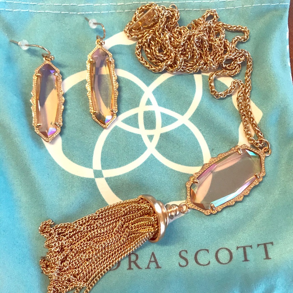 Kendra Scott set